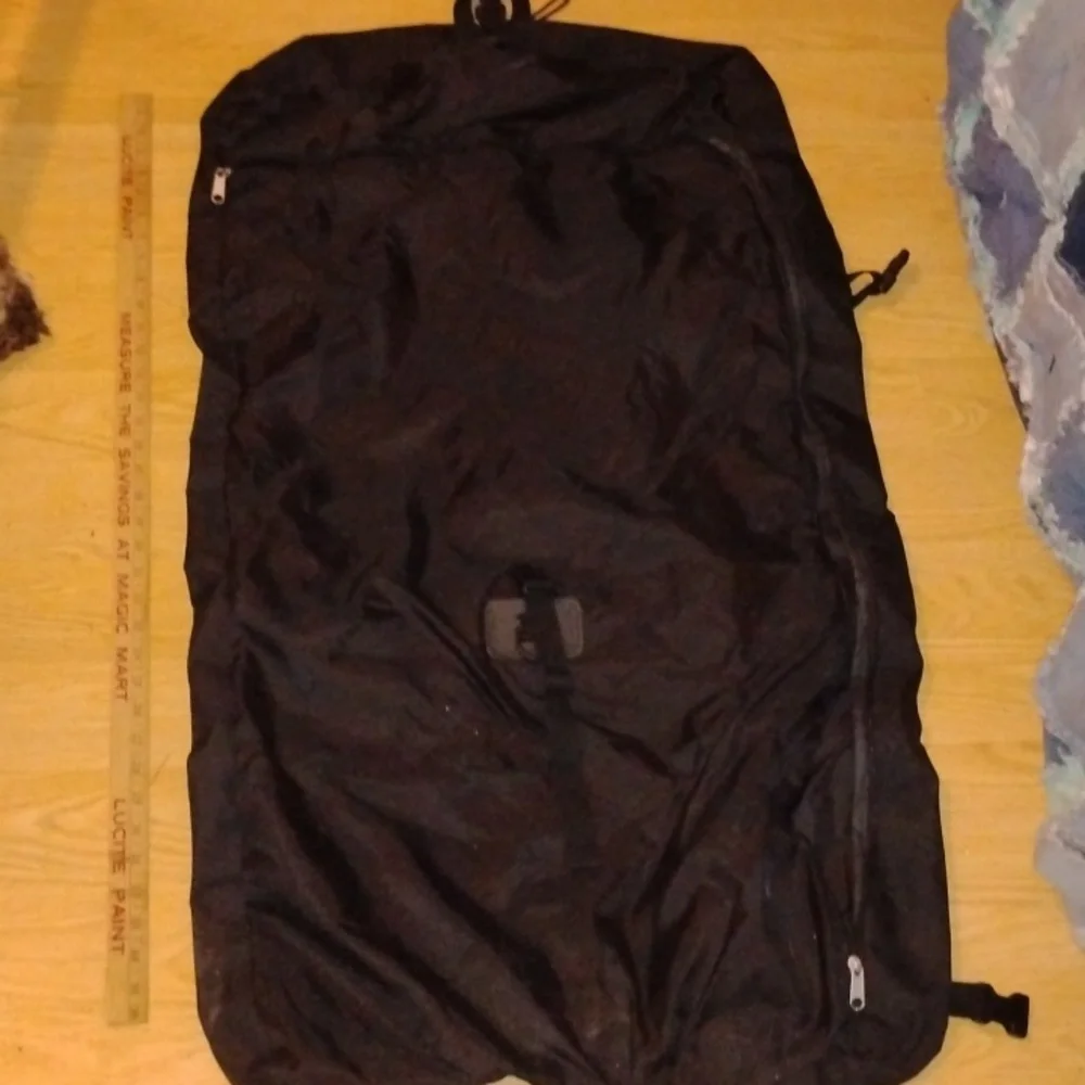 Rome Essentials Garment Bag